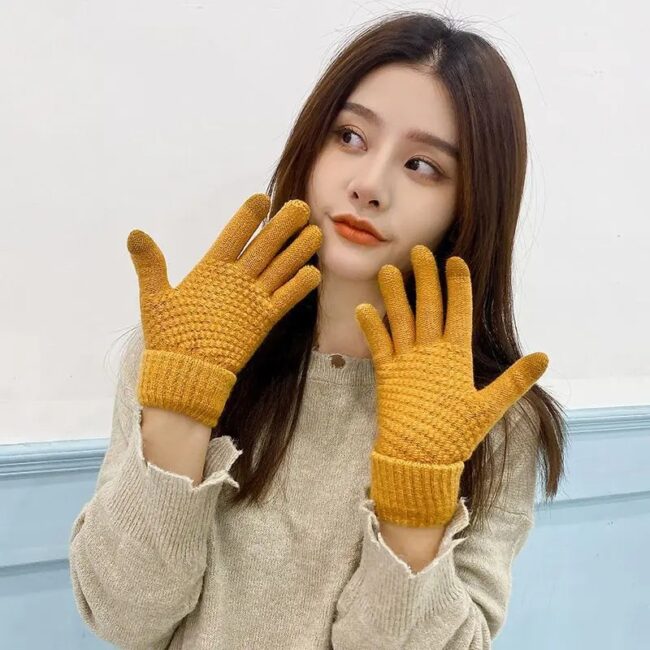 Cycling Touch Screen Gloves Female Winter Cute Student Cycling Warm And Cold Korean Version - Image 6