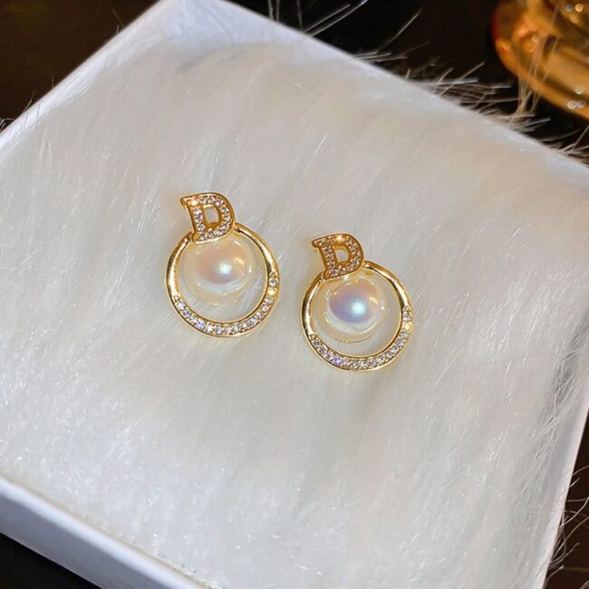 Luxury Zircon Pearl Drop Earrings For Women Girl 2024 Elegant Personality Shiny D Letter Stud Earring Fashion Jewelry