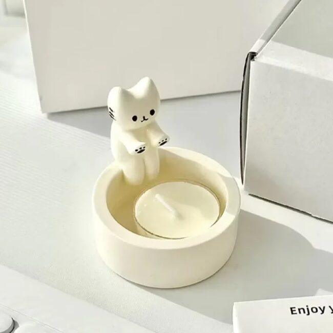 Kitten Candle Holder Cute Cat Candlestick Creative Aromatherapy Candle Holder Durable High Tempe Cartoon Candlestick Decoration - Image 6