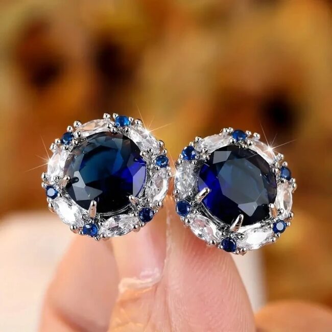 Huitan 2023 Hot Cubic Zirconia Stud Earrings for Women White/Blue/Green/Red/Purple Ear Piercing Earrings Luxury Trendy Jewelry
