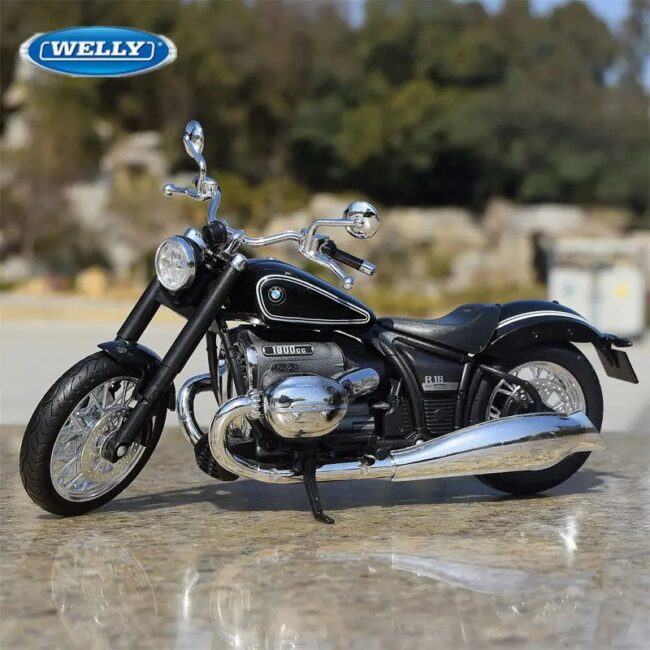 WELLY 1:12 BMW R18 2020 Alloy Motorcycle Model Simulation Diecasts Metal Toy Street Racing Motorcycle Model Collection Kids Gift