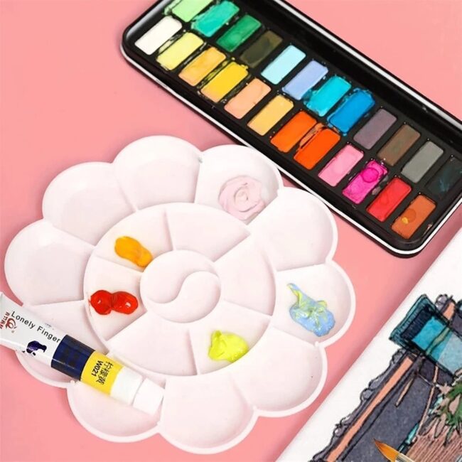 6pcs Painting Palette, 18 Wells Plastic Paint Tray Pallet Reusable Flower Paint Palette for Artists Acrylic Watercolor Oil